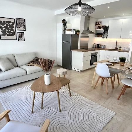 3P Central Refait A Neuf - Parking L430Cm X W275Cm Antibes Luaran gambar