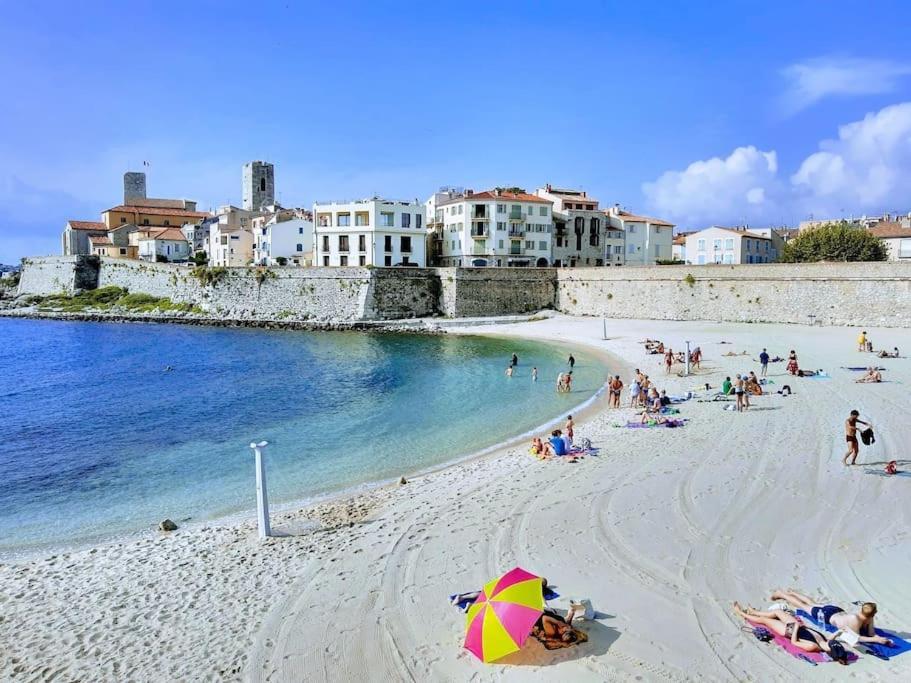 3P Central Refait A Neuf - Parking L430Cm X W275Cm Antibes Luaran gambar